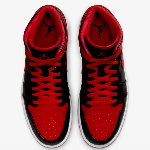 Brand new in box Jordan 1 alternate bread size 12. Let’s do business! - Picture 2 of 4